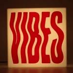 لایت باکس فانتزی طرح متنی وایبز Vibes Lightbox - تصویر 3